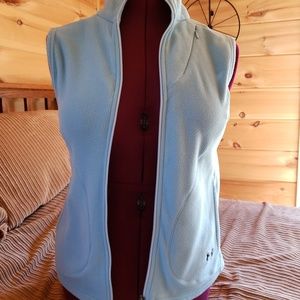Teal fleece Under Armour vest.